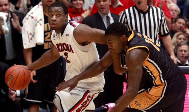 Arizona basketball senior Kevin Parrom
